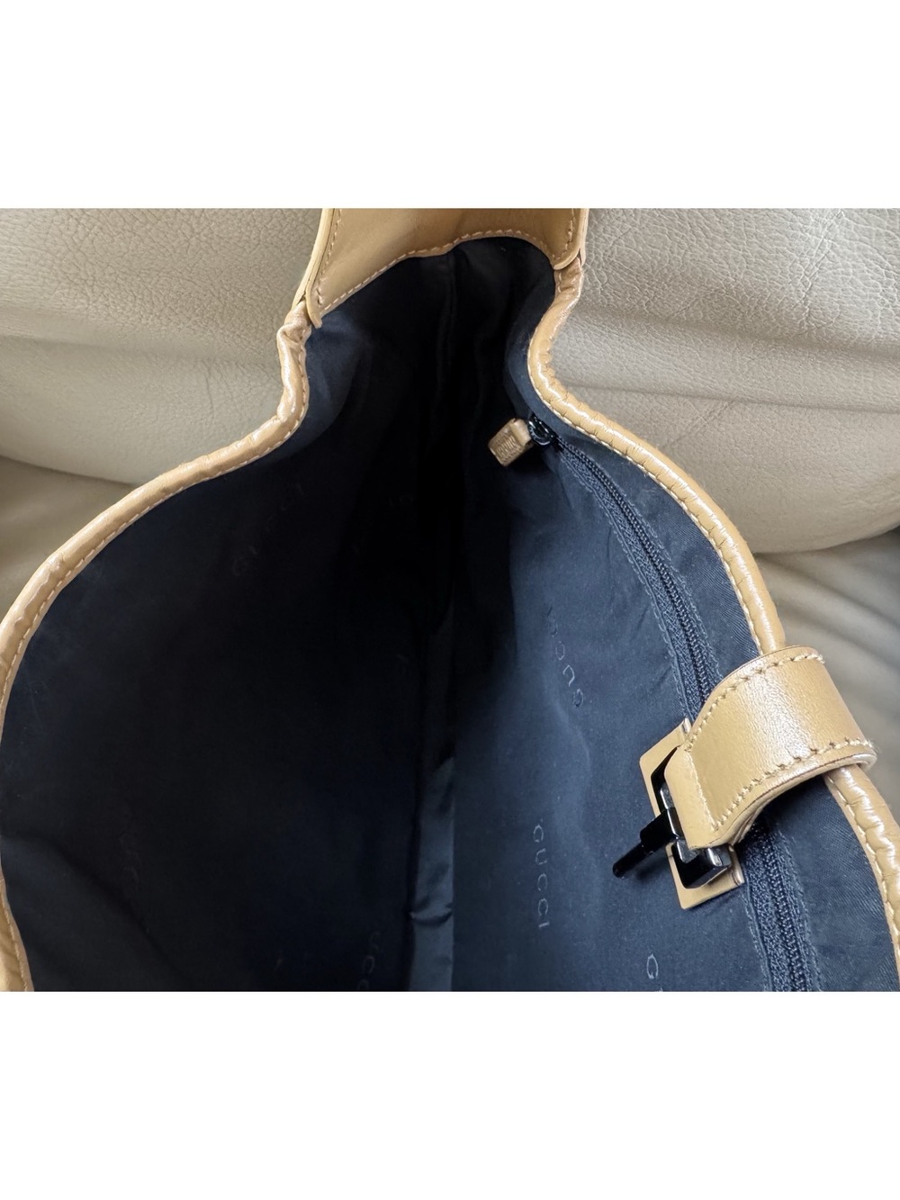 Authentic Vintage Gucci Jackie Tan Suede Leather Shoulder Bag - Picture 9 of 13